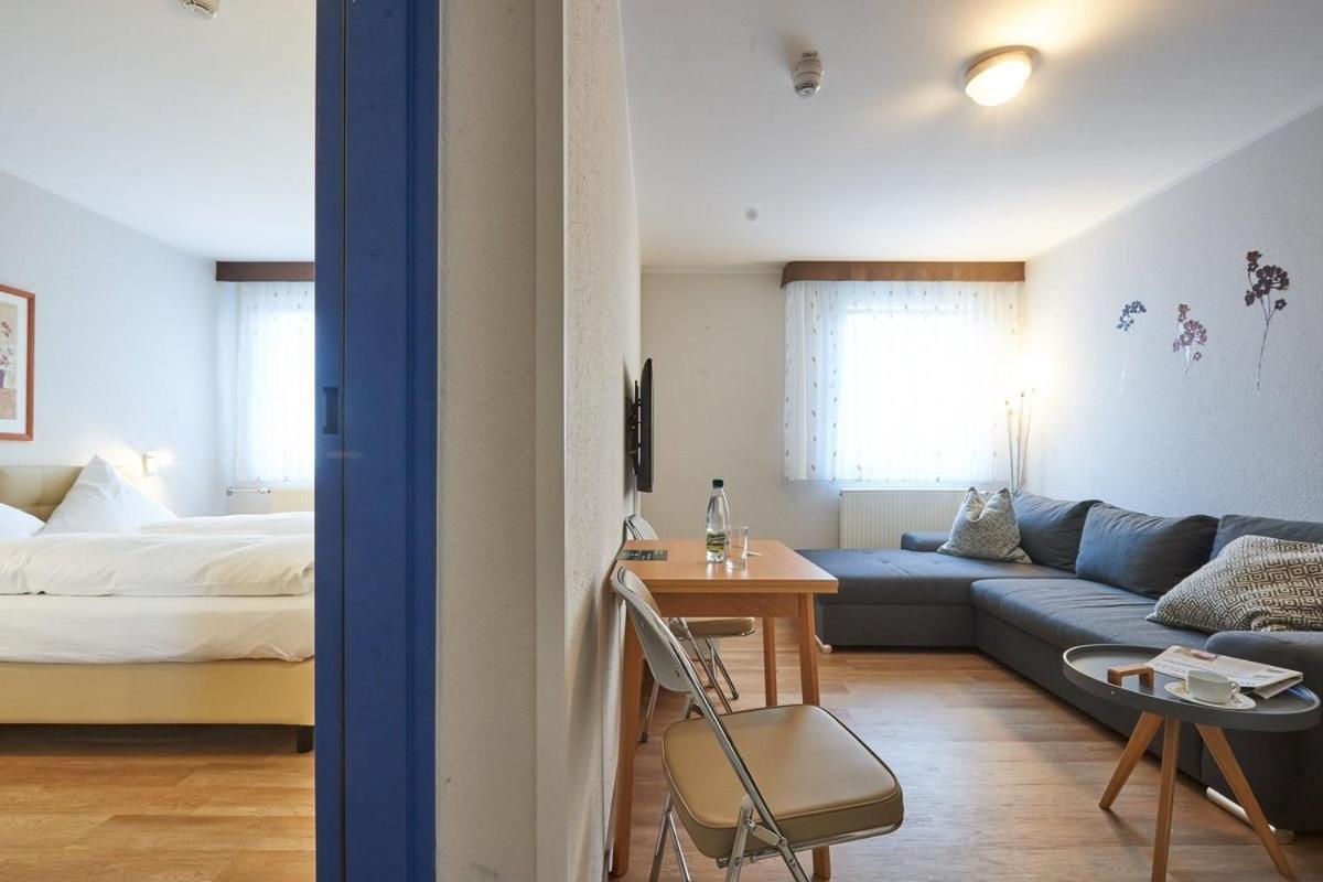 Hotel Anhalt ブレーナ エクステリア 写真