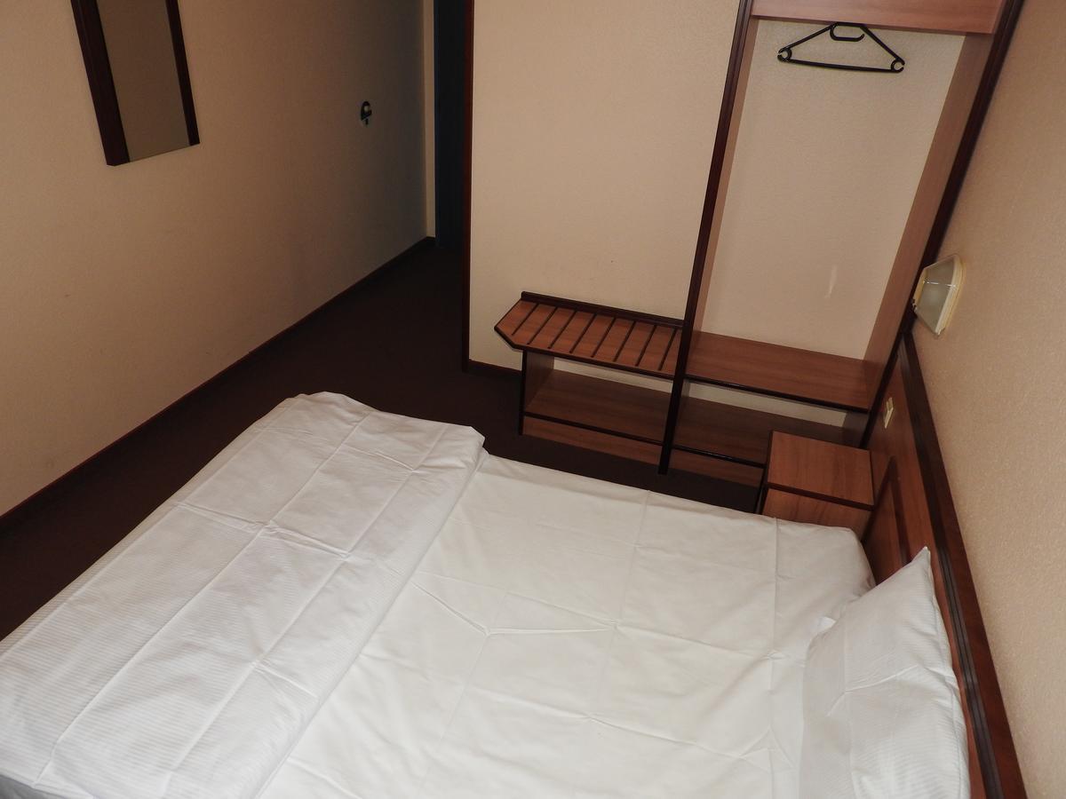 Hotel Anhalt ブレーナ エクステリア 写真
