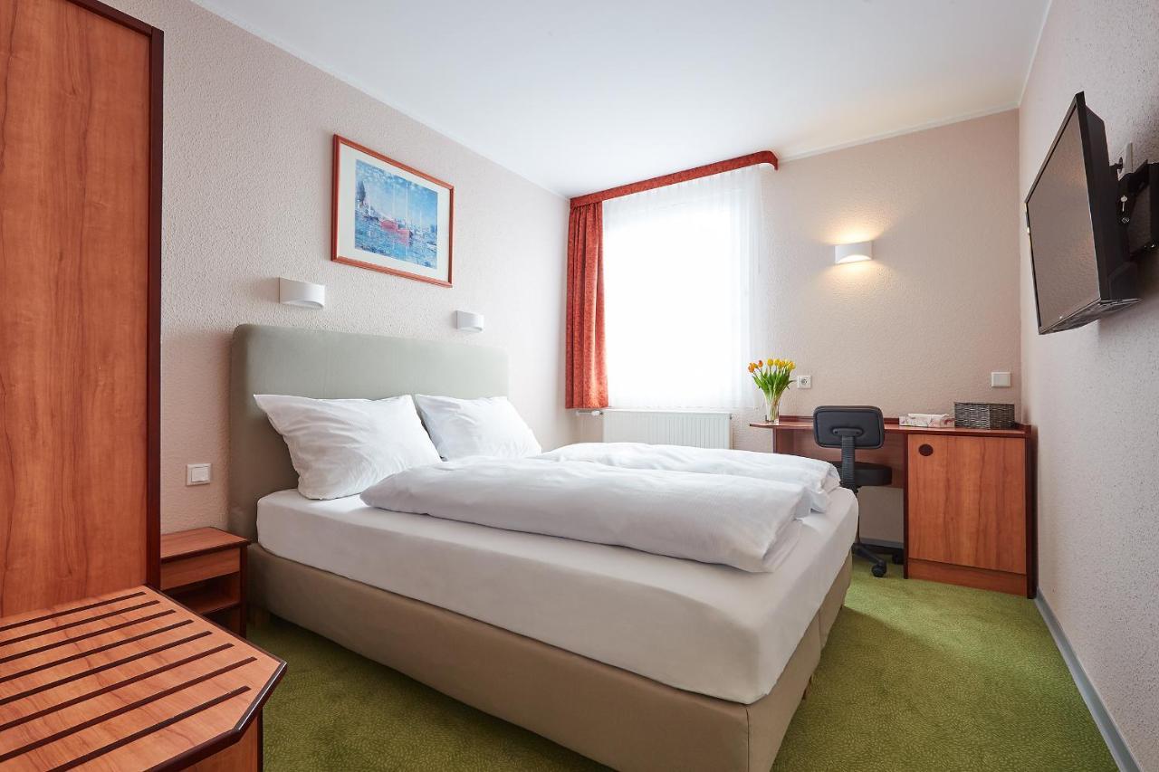 Hotel Anhalt ブレーナ エクステリア 写真