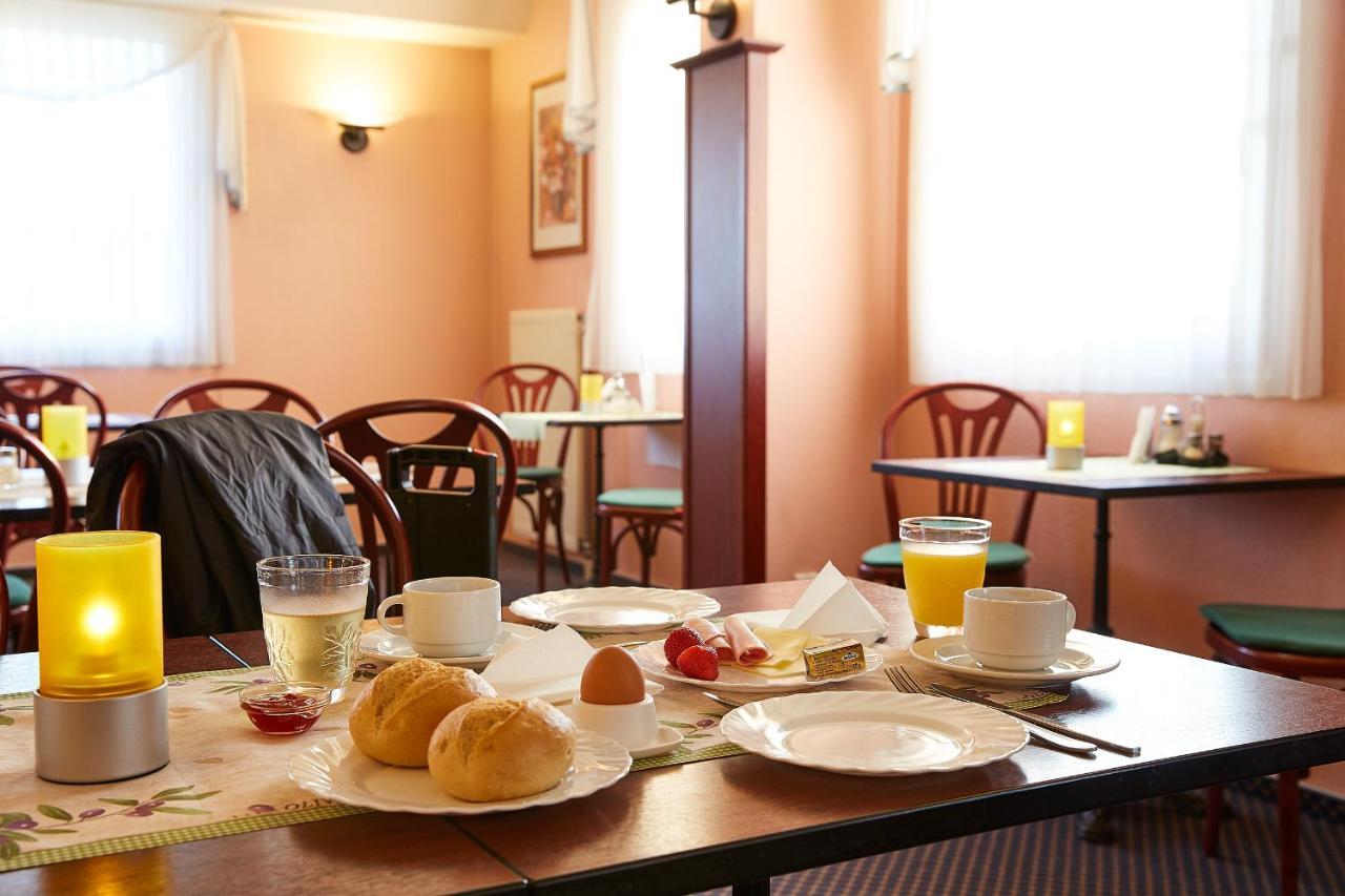 Hotel Anhalt ブレーナ エクステリア 写真